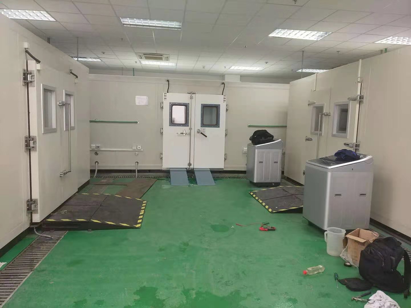 步入式恒温恒湿室