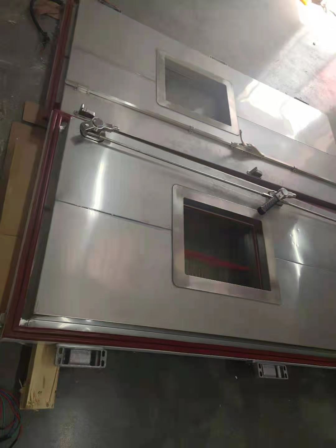 步入式高低温试验室搬迁